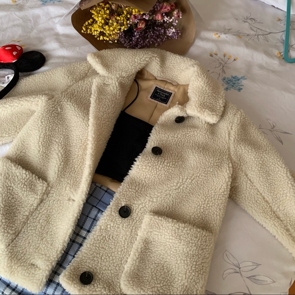Abercrombie & Fitch fitted teddy coat - Picture 3 of 7